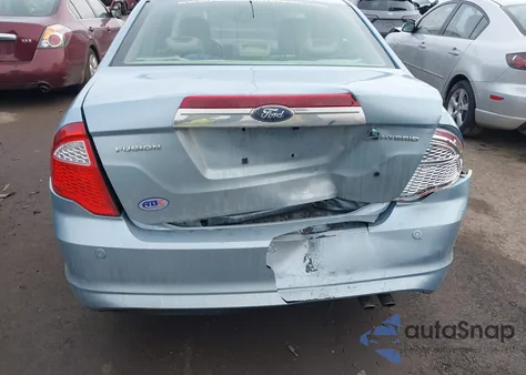 2010 Ford Fusion Hybrid from USA, damaged, VIN 3FADP0L39AR210137